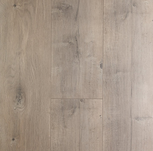 Preference Floors - Laminate Flooring - Oakleaf